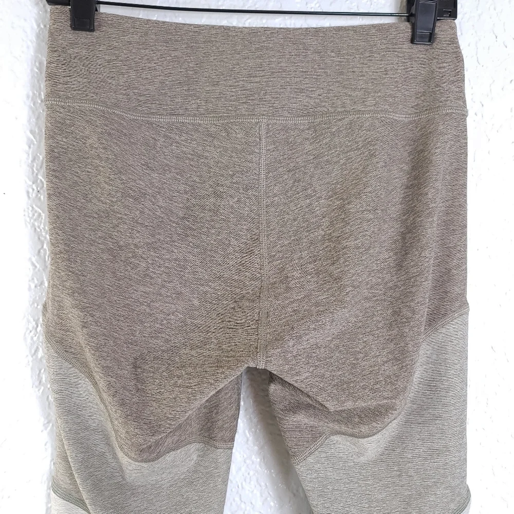 OUTDOOR VOICES Tri-Tone 7/8 Leggings Cream - Picture 8 of 8